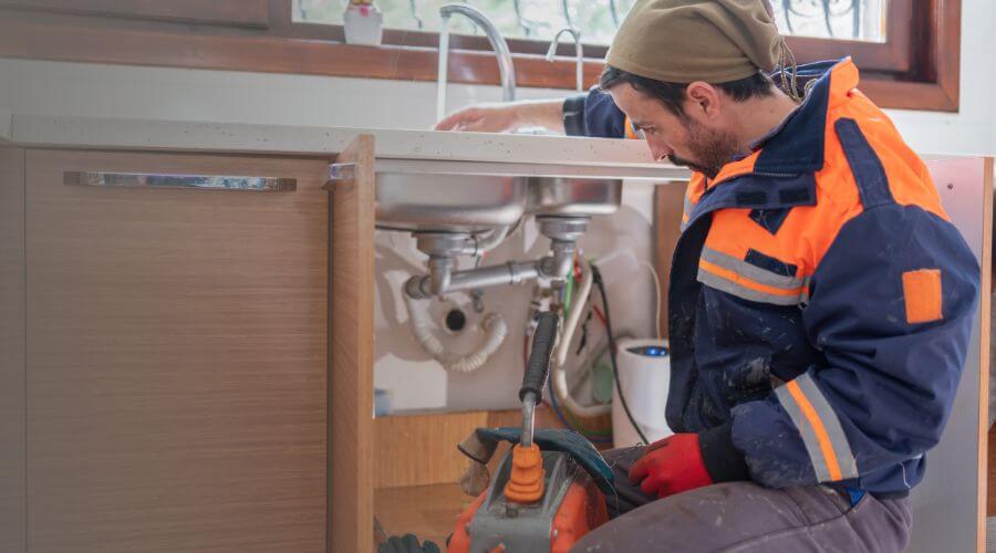 Expert burst pipe repair services in Sumatra, MT